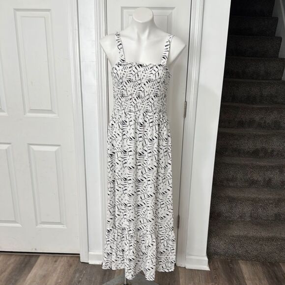 Ophelia Roe White and Black Patterned Women's Dress size L - Picture 1 of 8